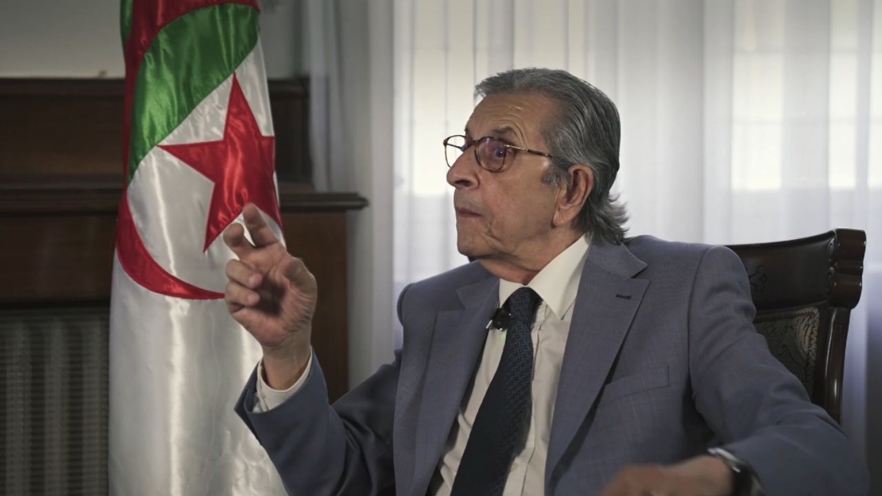 Cezayir, Trump'a 'deli' diyen büyükelçisini görevden aldı