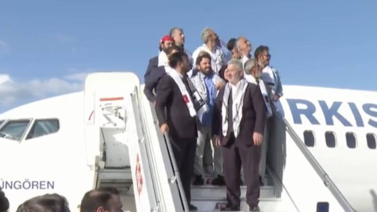 Sumud Filosu aktivistleri Türkiye'ye döndü