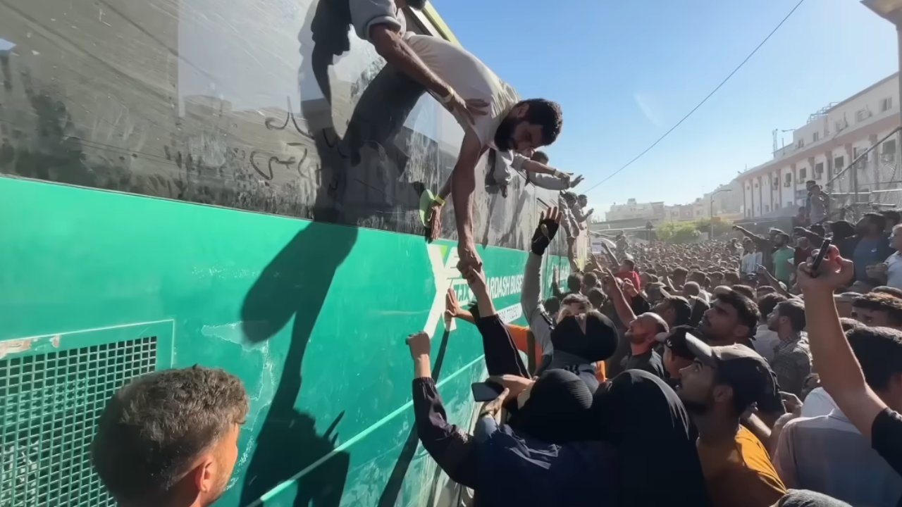 Esir takası kapsamında serbest kalan Filistinli tutsaklar hakkında neler biliniyor?