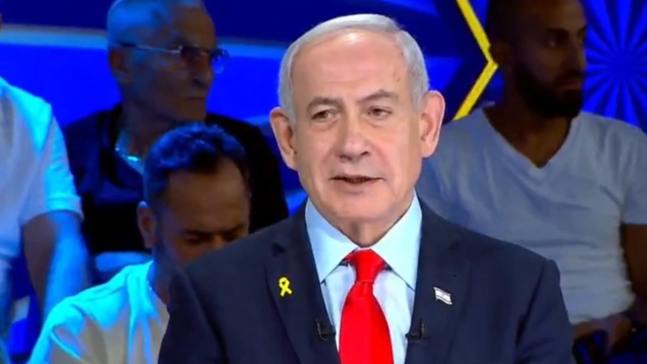 Netanyahu: Suriye'de kalmaya devam edeceğiz