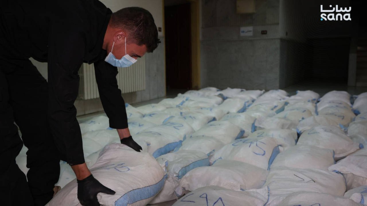Lübnan'dan Suriye'ye sokulmak istenen 11 milyon uyuşturucu hap ele geçirildi