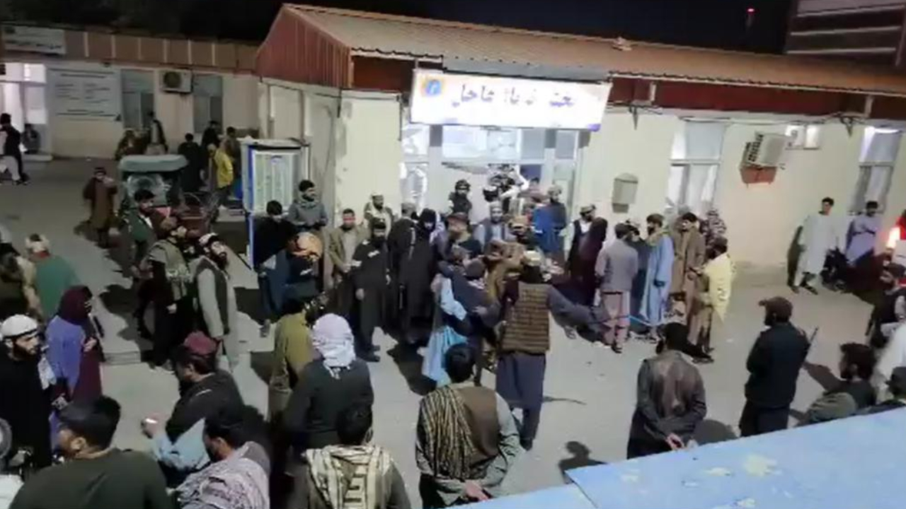 Afganistan'da meydana gelen depremde ölü ve yaralılar var