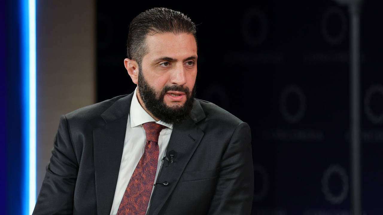 Almanya Başbakanı Merz'den Suriye lideri Şara'ya davet