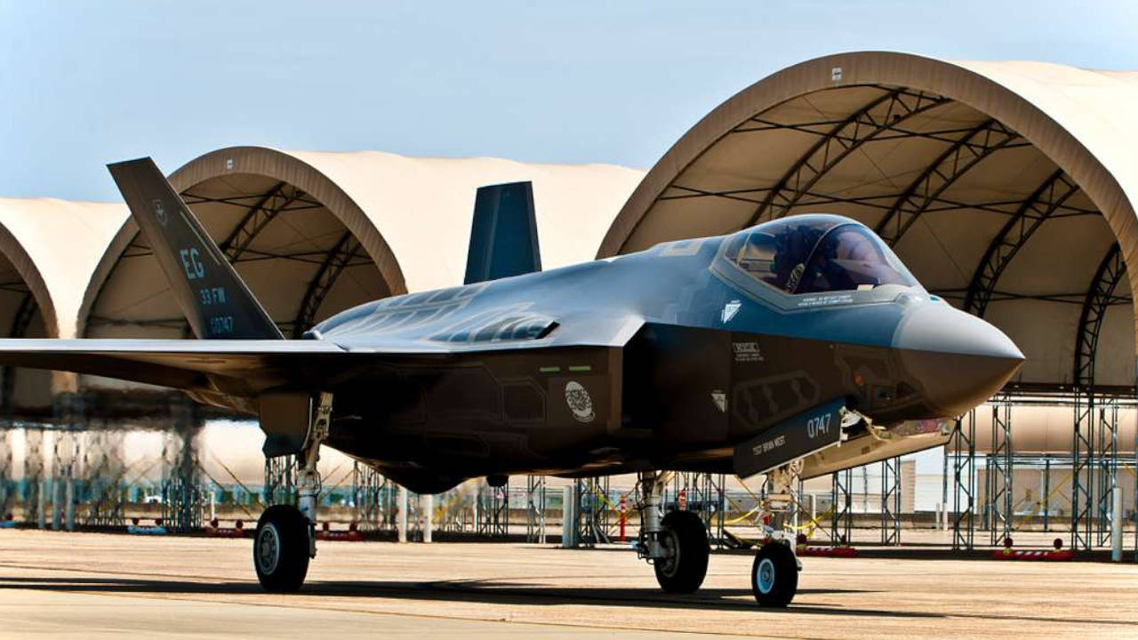Suudi Arabistan 48 adet F-35 savaş uçağı alma yolunda ilerliyor