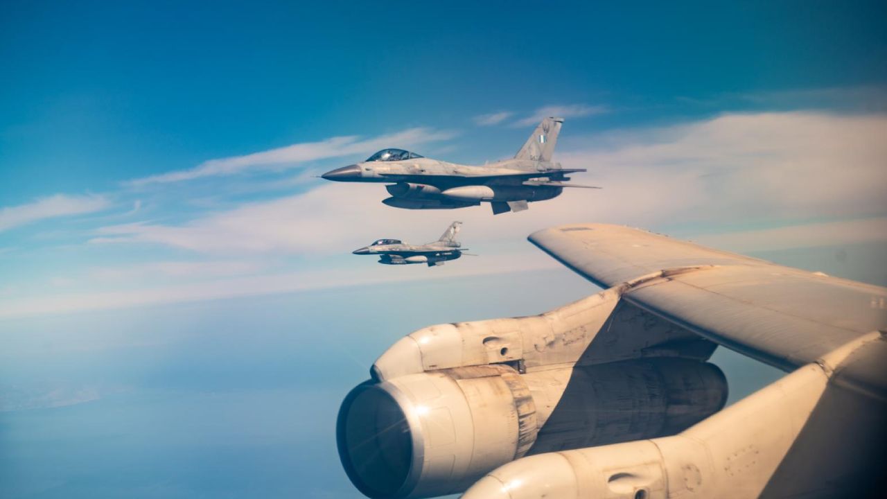 İsrail ile Yunanistan ortak askeri tatbikat gerçekleştirdi