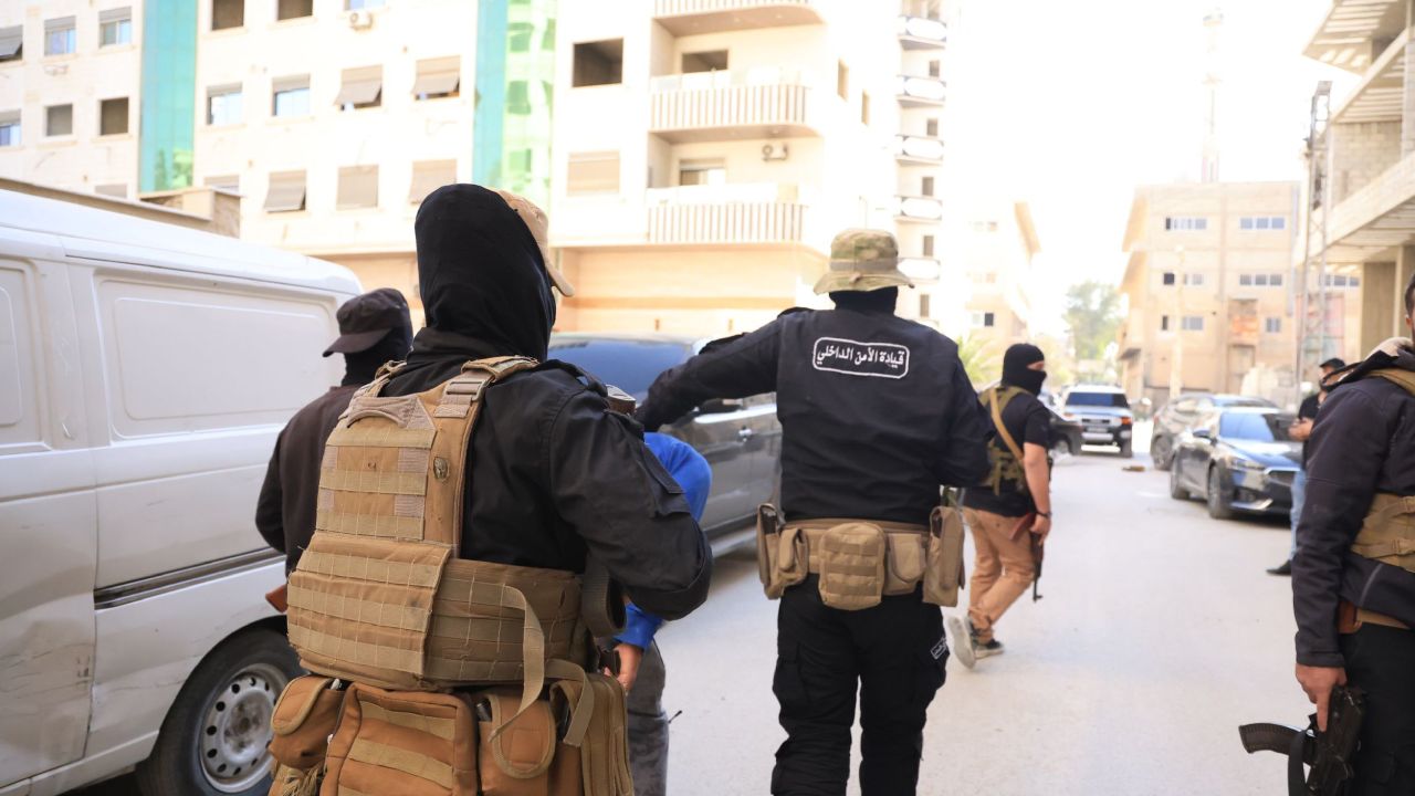 Suriye'de bugüne kadar düzenlenen en kapsamlı 'IŞİD' operasyonu gerçekleştirildi