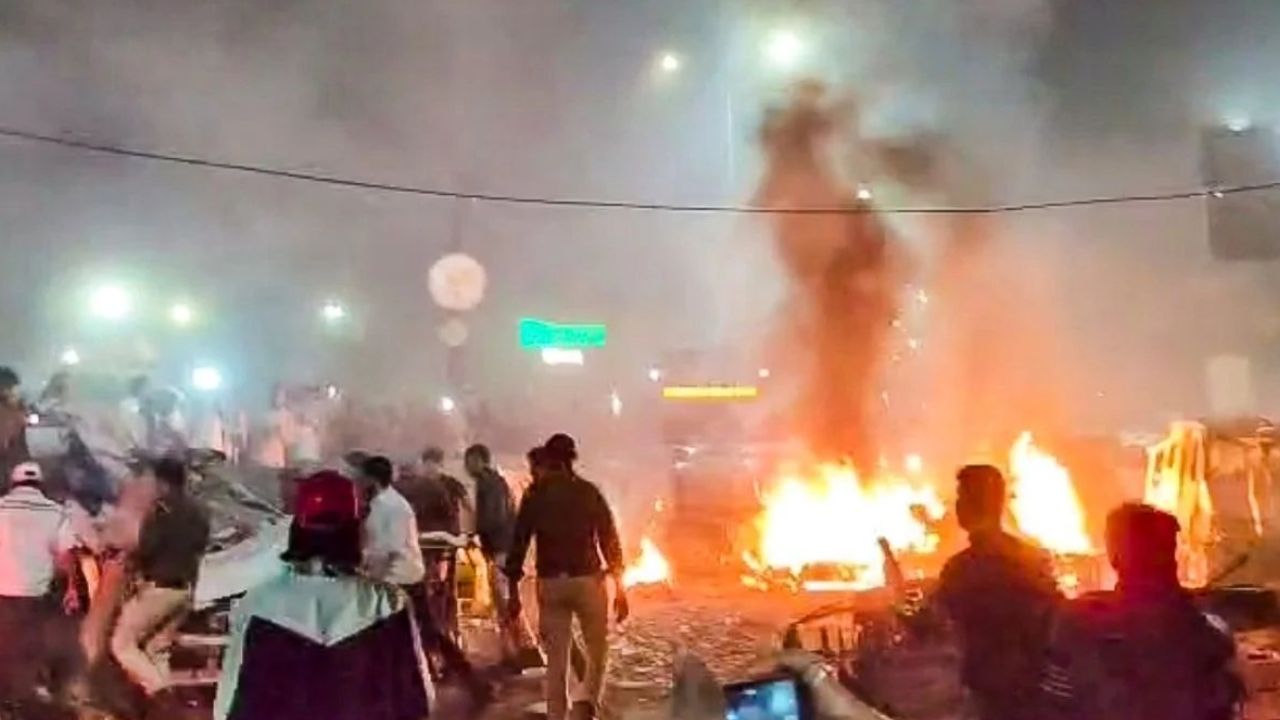 Hindistan'ın başkenti Yeni Delhi'de patlama: 13 ölü, en az 20 yaralı