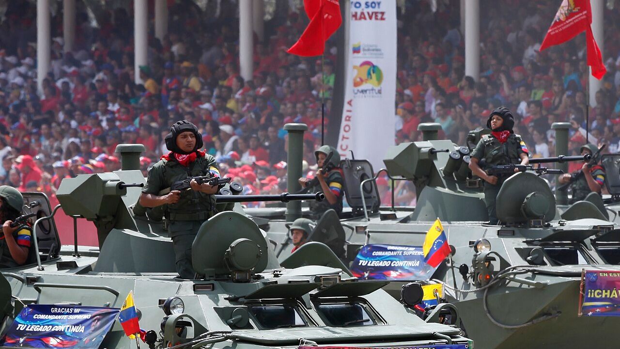 Venezuela ordusu Amerikan işgaline hazırlanıyor