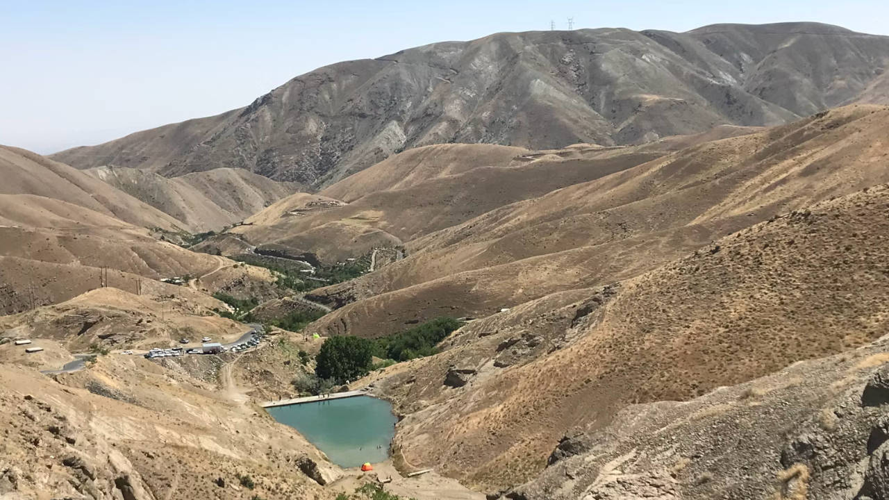 Tahran sakinleri su kaynakları kuruduğu için panikte