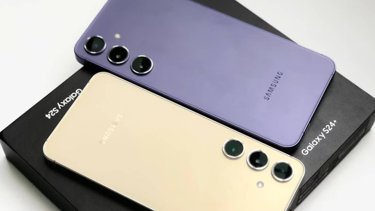 Samsung telefonlar silinemeyen İsrail yazılımı yüklü şekilde satılıyor