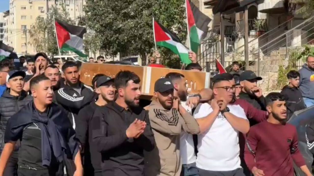 İsrail Batı Şeria'da 16 ve 18 yaşlarındaki iki genci katletti