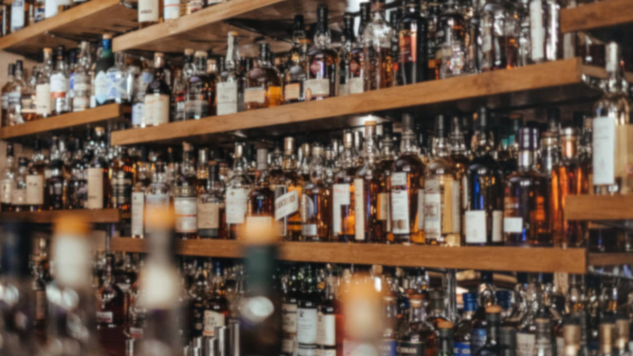 Suudi Arabistan alkol yasağını sessizce kaldırıyor