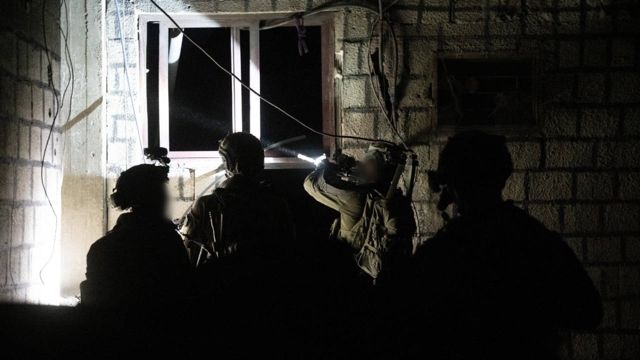 Esed'in devrilmesinin yıldönümünde İsrail'in Suriye topraklarına yönelik ihlalleri sürüyor