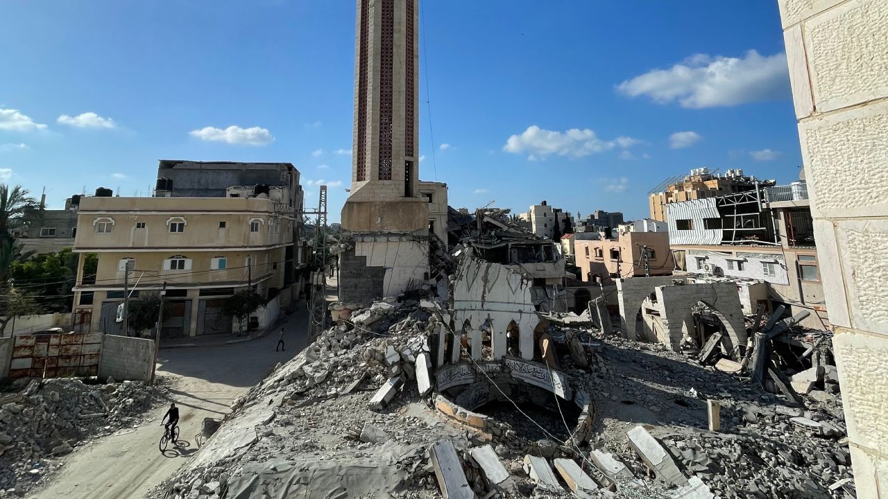 Filistin Sağlık Bakanlığı: Gazze'deki İsrail saldırılarında can kaybı 70 bini aştı