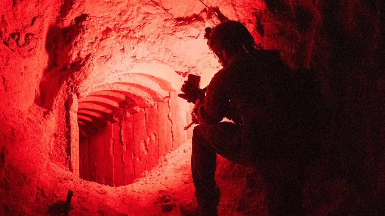 İsrail Gazze tünellerinde mahsur kalan Filistinli direnişçileri hedef almaya devam ediyor