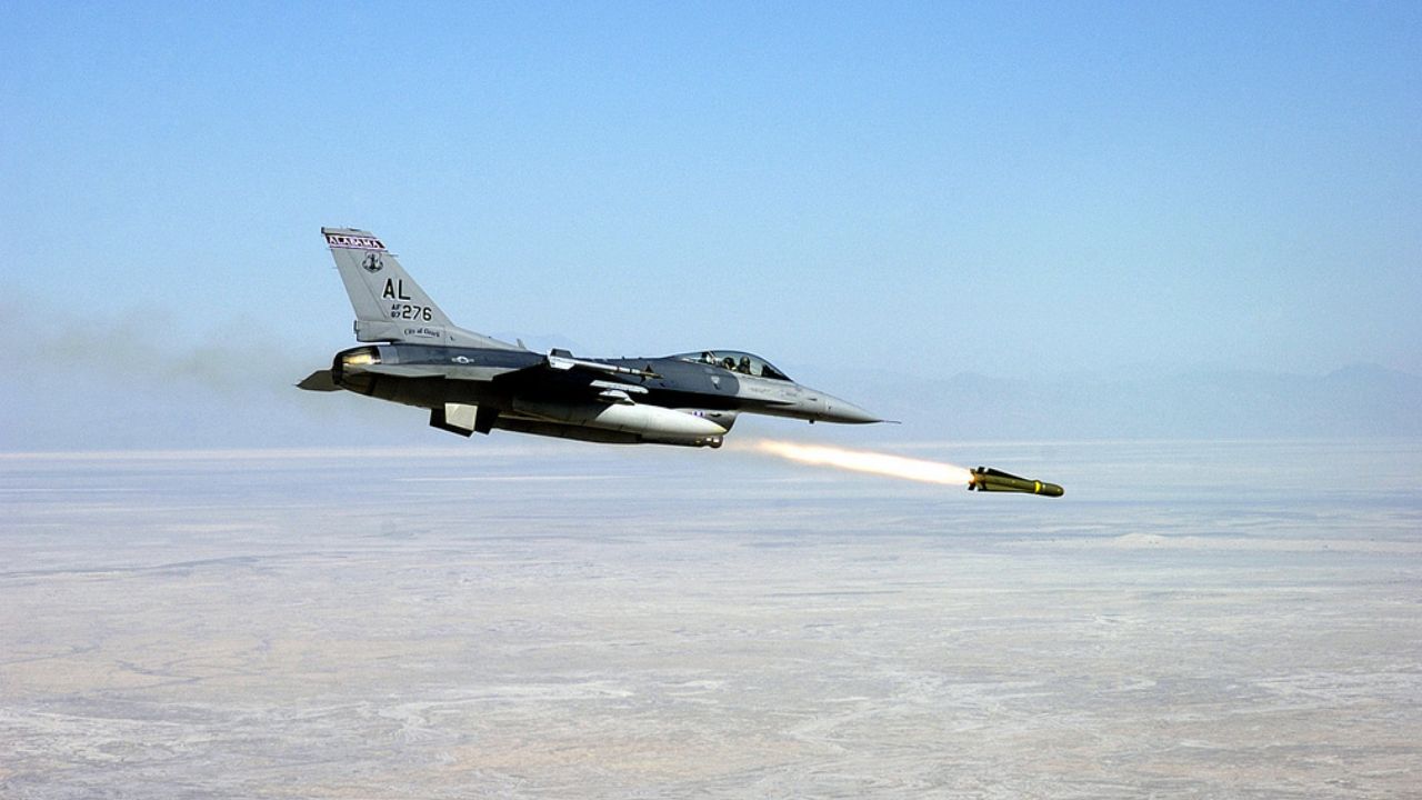 ABD Bahreyn'e 455 milyon dolar değerinde F-16 teçhizatı satacak