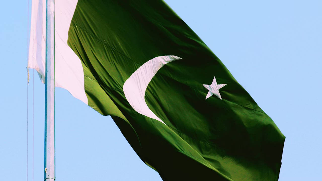 Pakistan'ın eski istihbarat başkanı 14 yıl hapse mahkum edildi