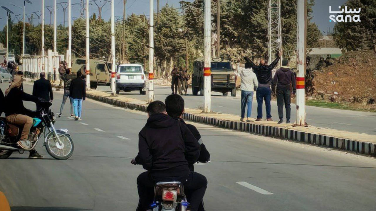 Suriye medyası: İsrail güçleri Kuneytra kırsalındaki köylere baskınlar düzenliyor