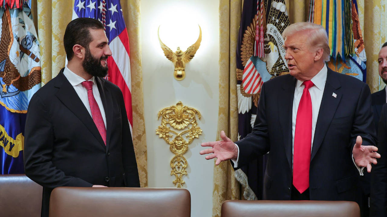 Suriye lideri Şara ABD askerlerine yönelik saldırının ardından Trump'a taziyelerini iletti