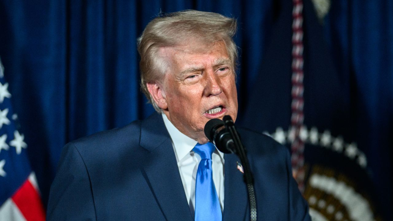 Trump Suriye'ye yönelik yaptırımların kaldırılmasını onayladı