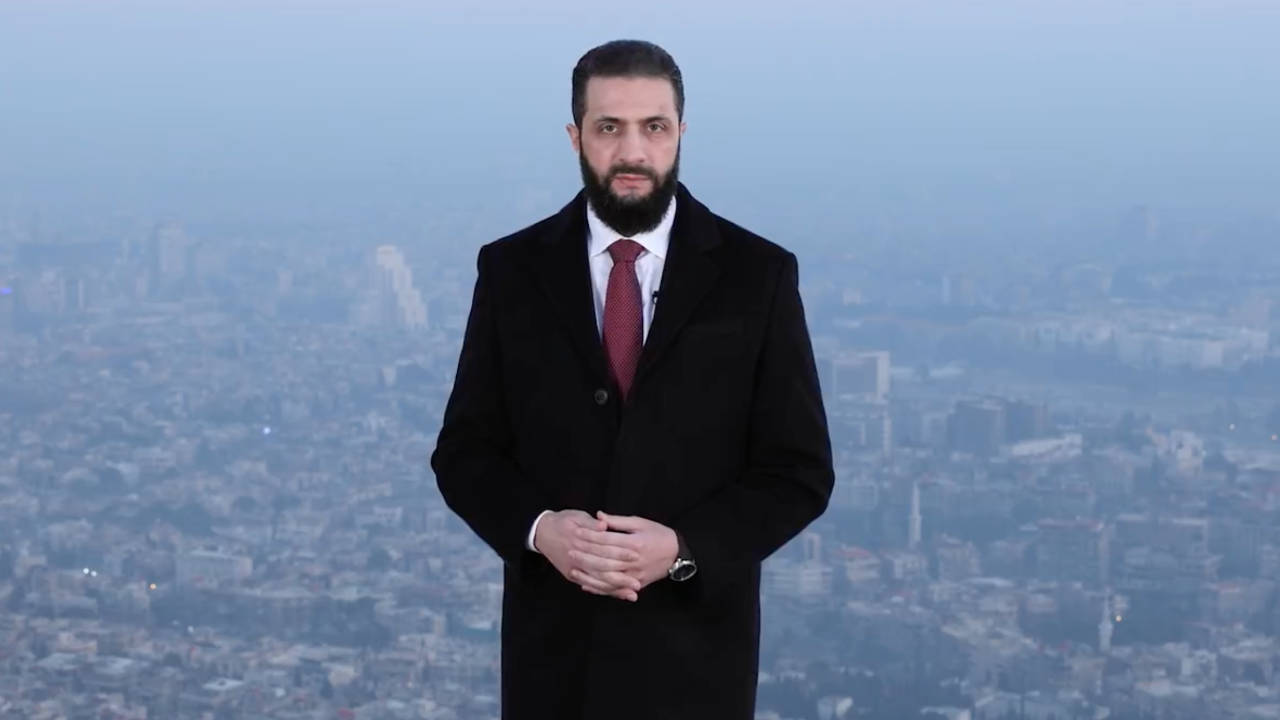 Ahmed Şara, ABD yaptırımlarının kaldırılması dolayısıyla Suriye halkını tebrik etti