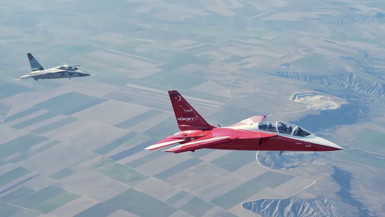 Türkiye İspanya'ya 2.6 milyar euro değerinde eğitim uçağı satacak