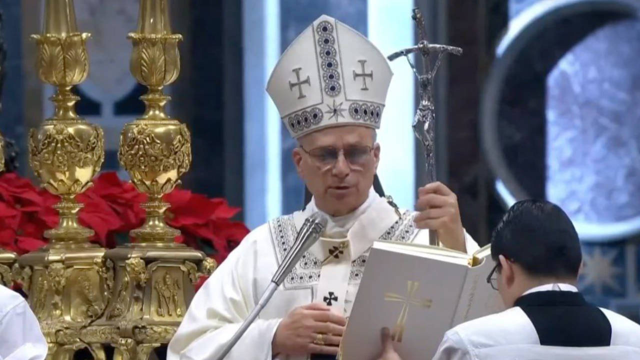 Papa: Savaş yeniden moda oldu