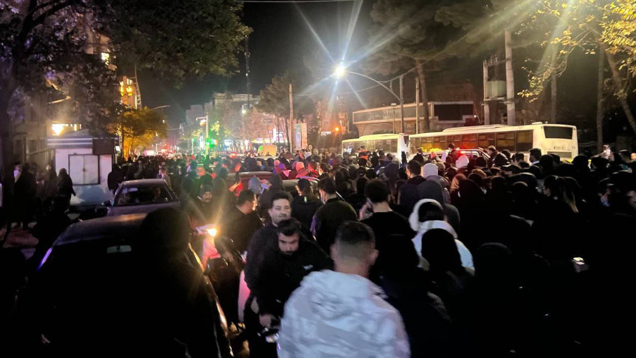 İran’da ülke çapında internet kesintisi 36 saattir sürüyor