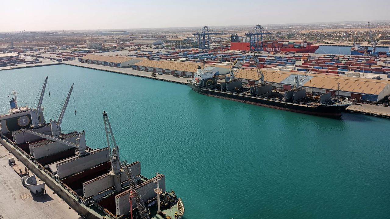 Libya 2.7 milyar dolarlık liman anlaşması imzaladı