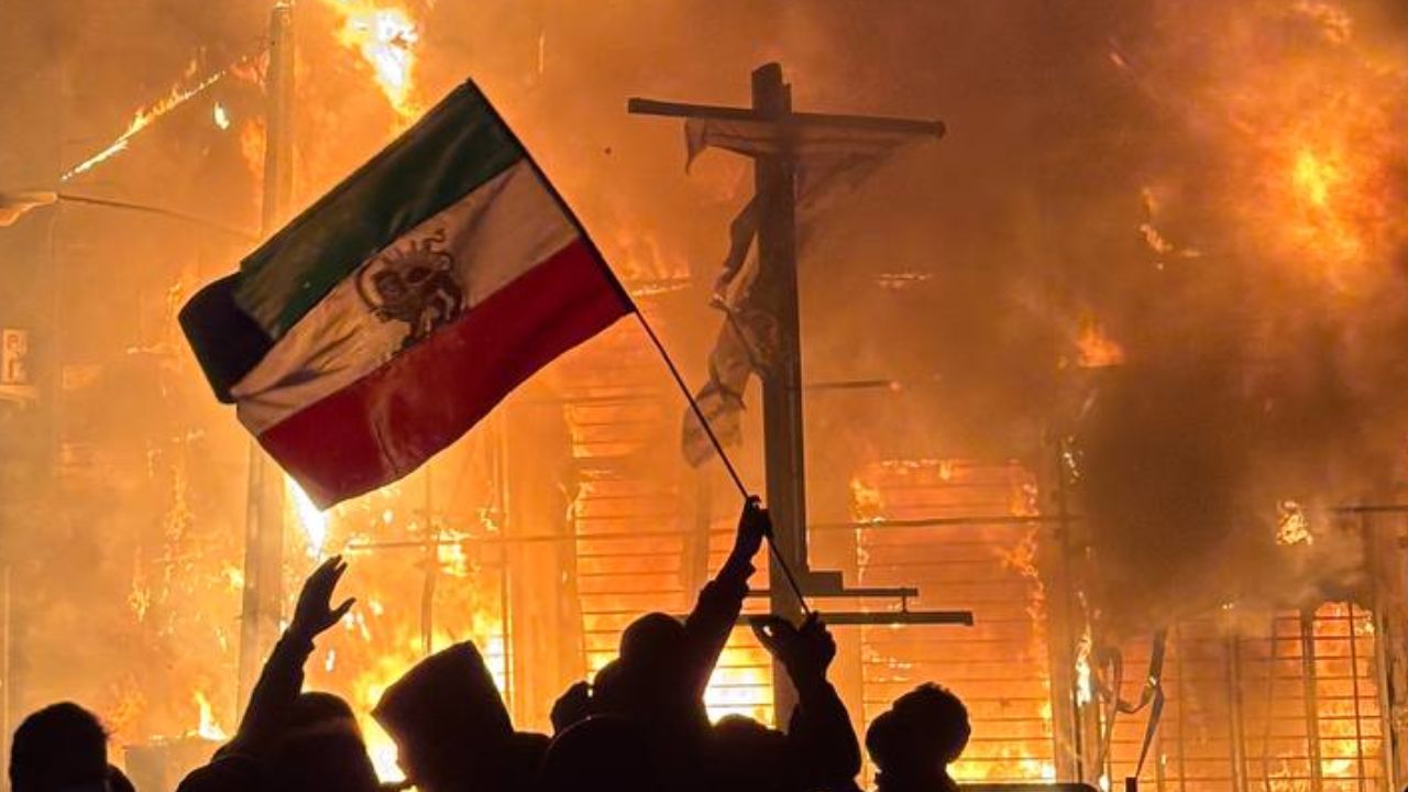 "İran'daki olaylarda can kaybı 5 bini aştı"