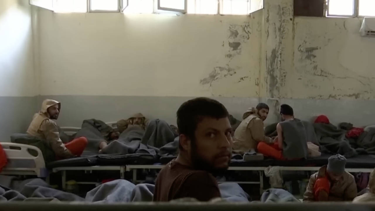 Irak: "Suriye'den nakledilen IŞİD tutuklularının yargı süreci başladı"