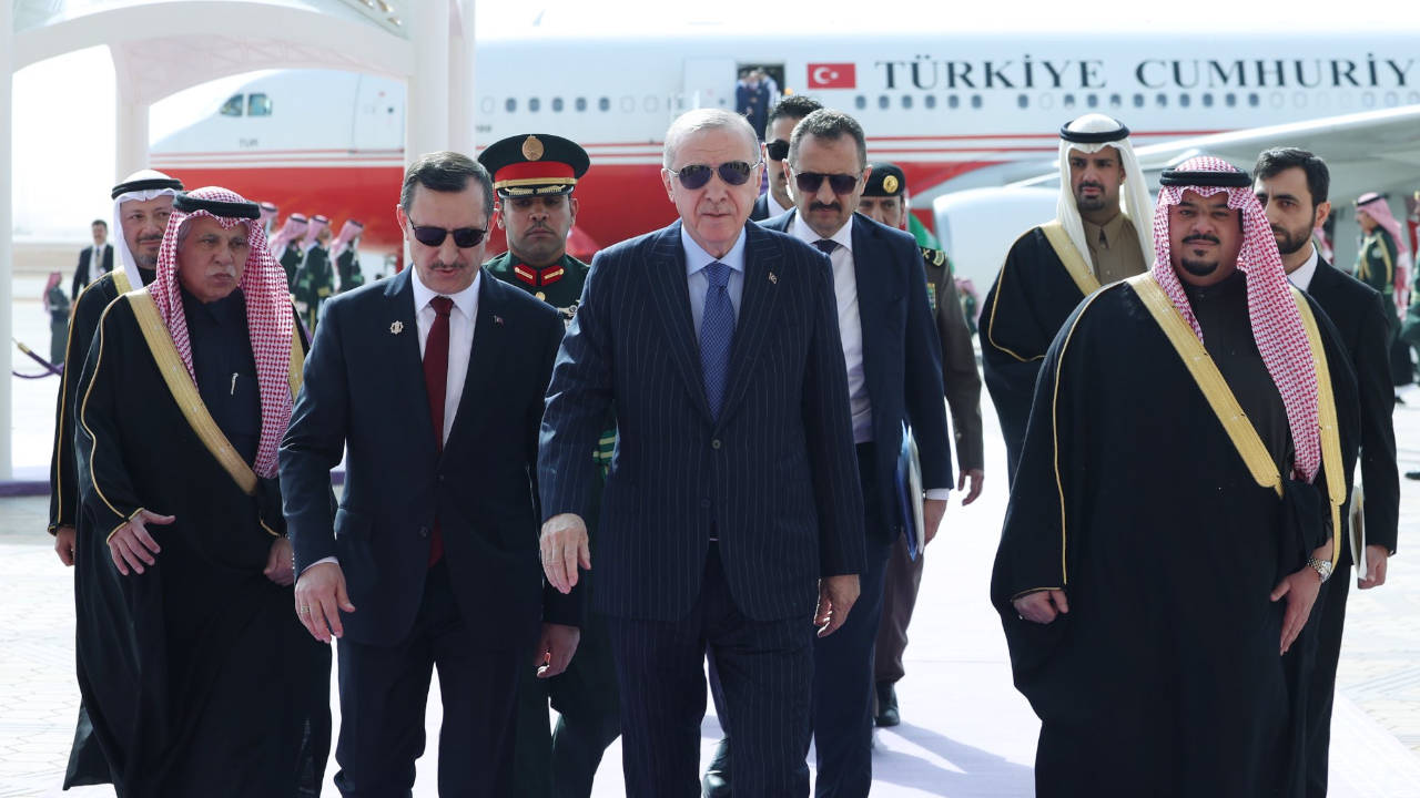 Erdoğan Suudi Arabistan'da