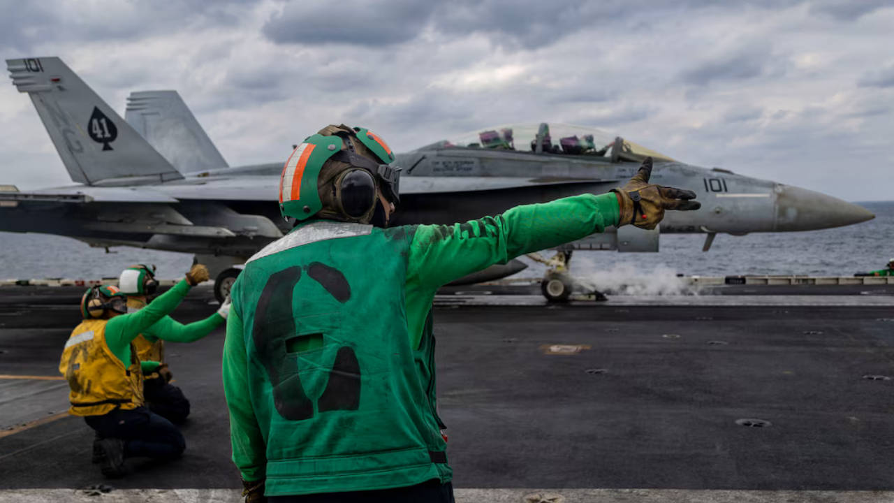 ABD-İran müzakereleri askeri gerilimin gölgesinde başladı