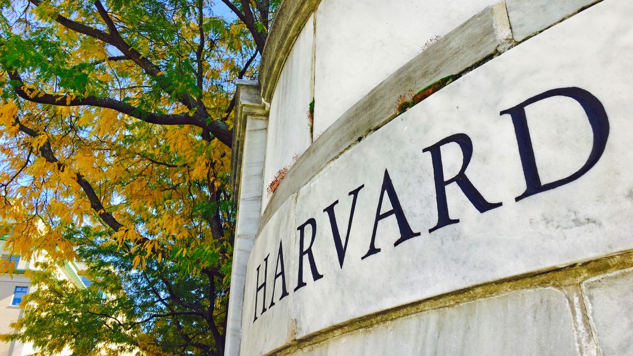 ABD Savunma Bakanlığı Harvard Üniversitesi ile bağlarını kesiyor