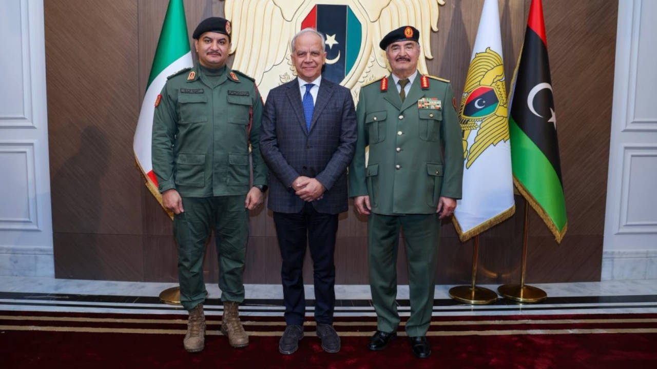 İtalya İçişleri Bakanı Libya'da Halife Hafter ile görüştü