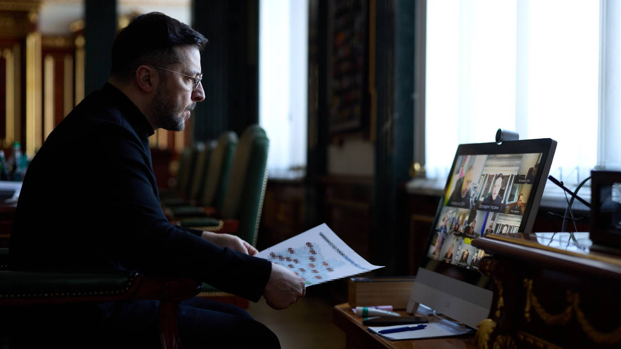 Zelenskiy: Ukrayna'daki tüm enerji santralleri Rus saldırılarında hasar gördü