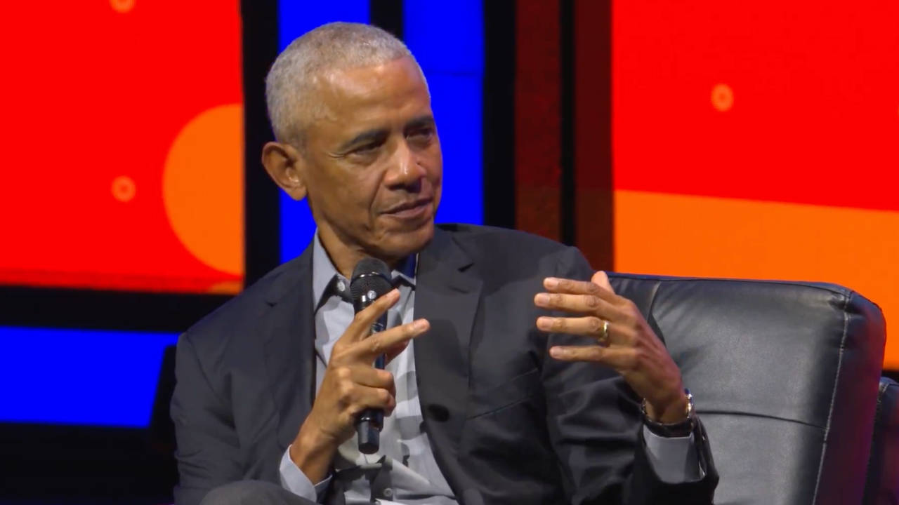 Obama, uzaylıların varlığı hakkında yaptığı yorumlara açıklık getirdi