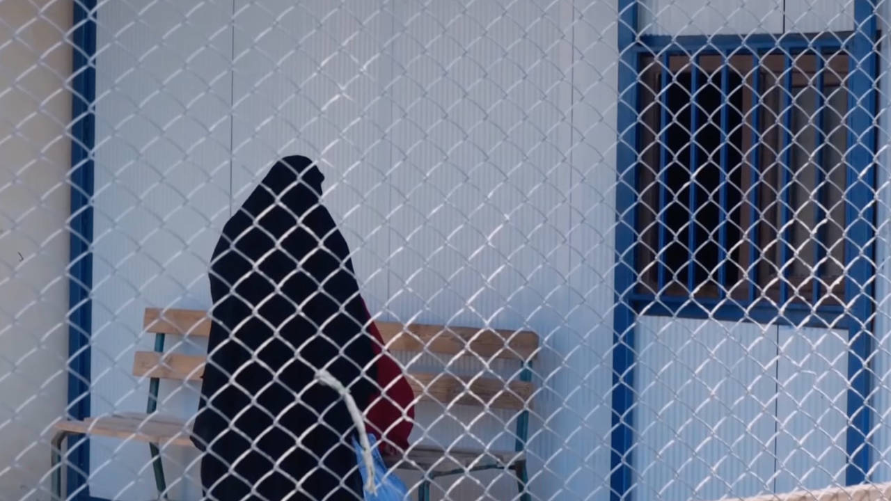 Suriye'deki Roj kampında tutulan 34 Avustralyalı serbest bırakıldı