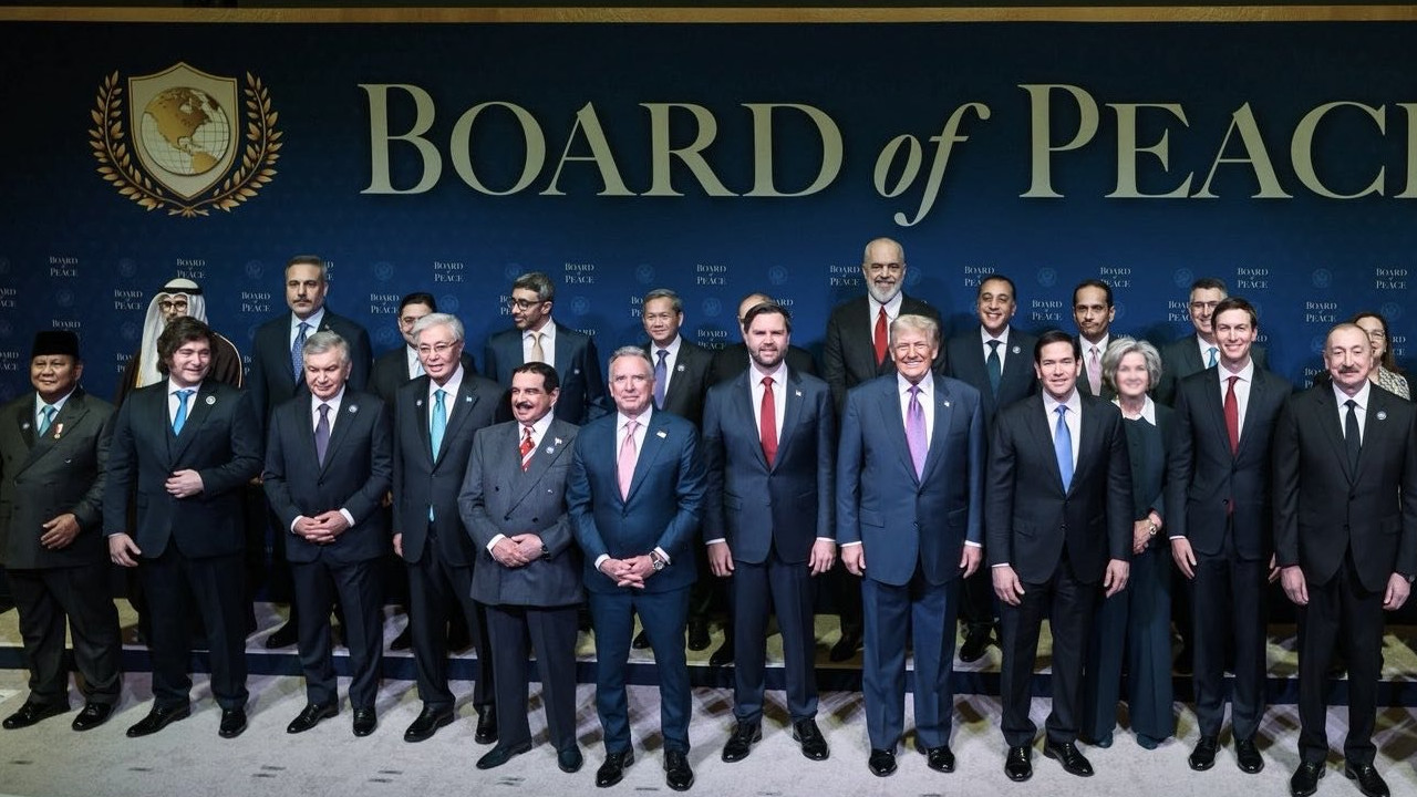 Trump'ın "Barış Kurulu" ilk kez toplandı: Tüzükte Gazze ve Filistin ifadeleri geçmiyor