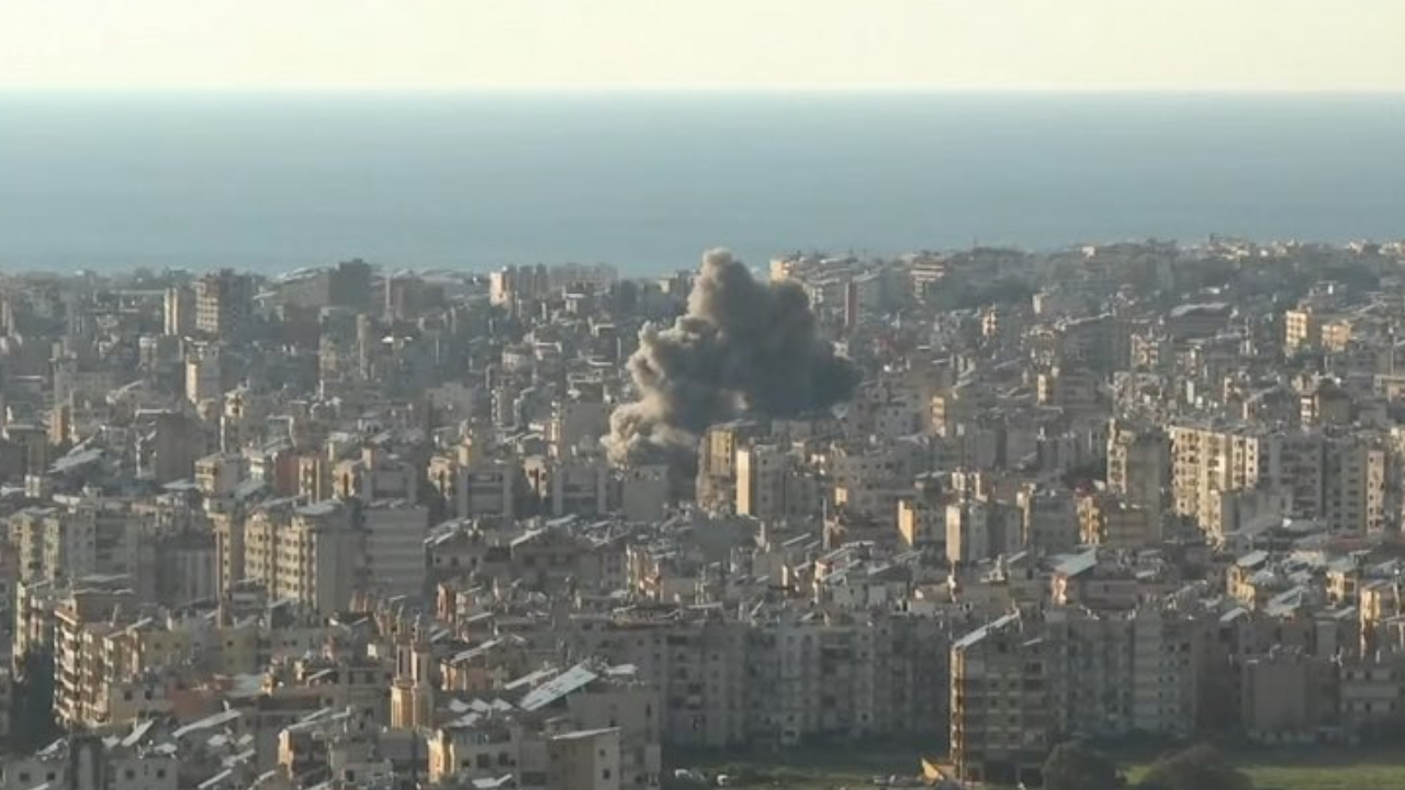 İsrail Lübnan'ın başkenti Beyrut'u bombaladı