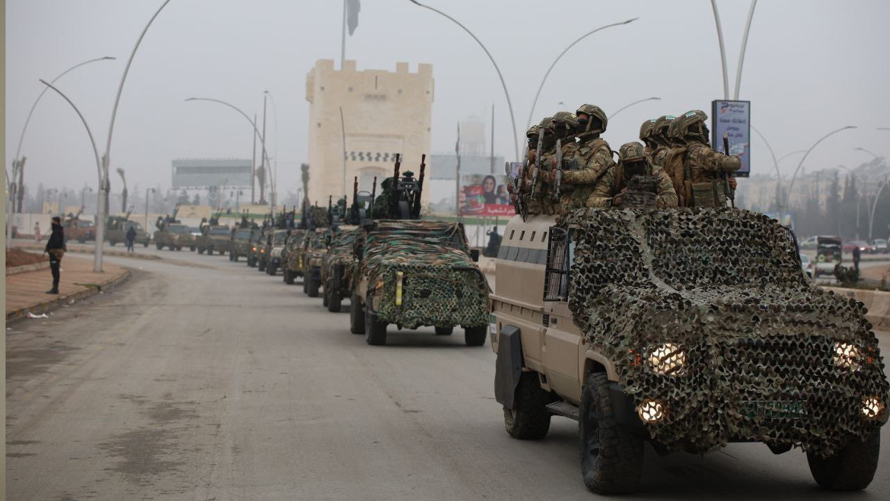 Suriye, Lübnan sınırına binlerce asker ve roket sistemleri konuşlandırdı