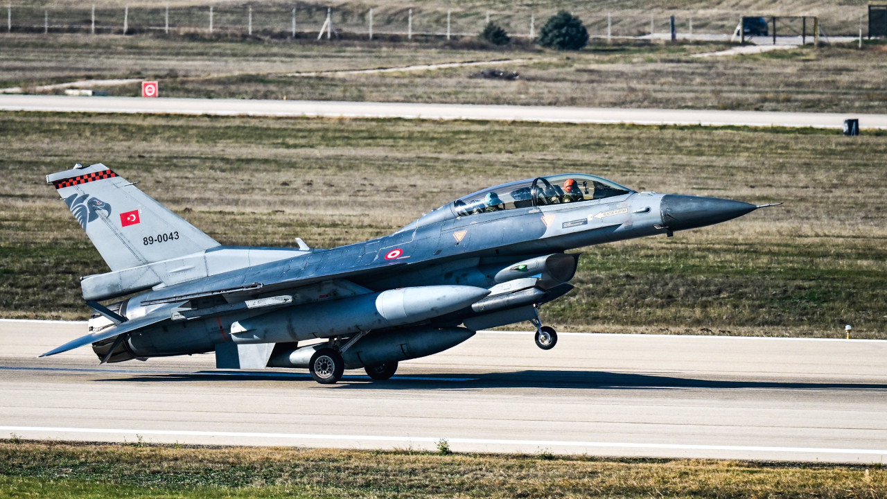 Türkiye, KKTC’ye F-16 konuşlandırmayı değerlendiriyor