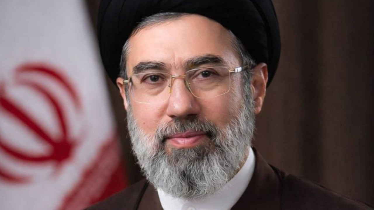 İran'ın yeni dini lideri Mücteba Hamaney kimdir?