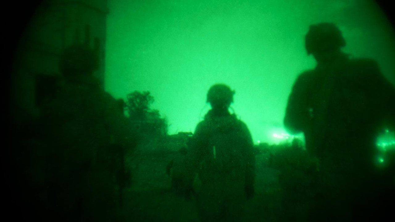 İsrail Lübnan'ın güneyine yönelik kara operasyonu başlattı