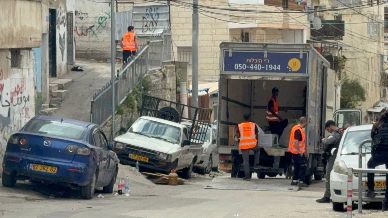 Birçok aile evinden çıkarıldı: İsrail Kudüs'ü Yahudileştirmeyi sürdürüyor