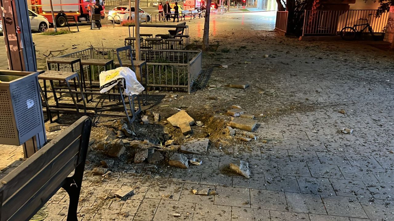 İran'ın Tel Aviv'deki füze saldırısında bir İsrailli öldü