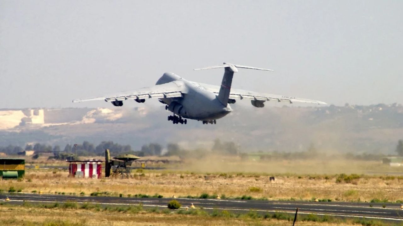 İtalya İran'ı bombalayacak Amerikan uçaklarına iniş izni vermedi