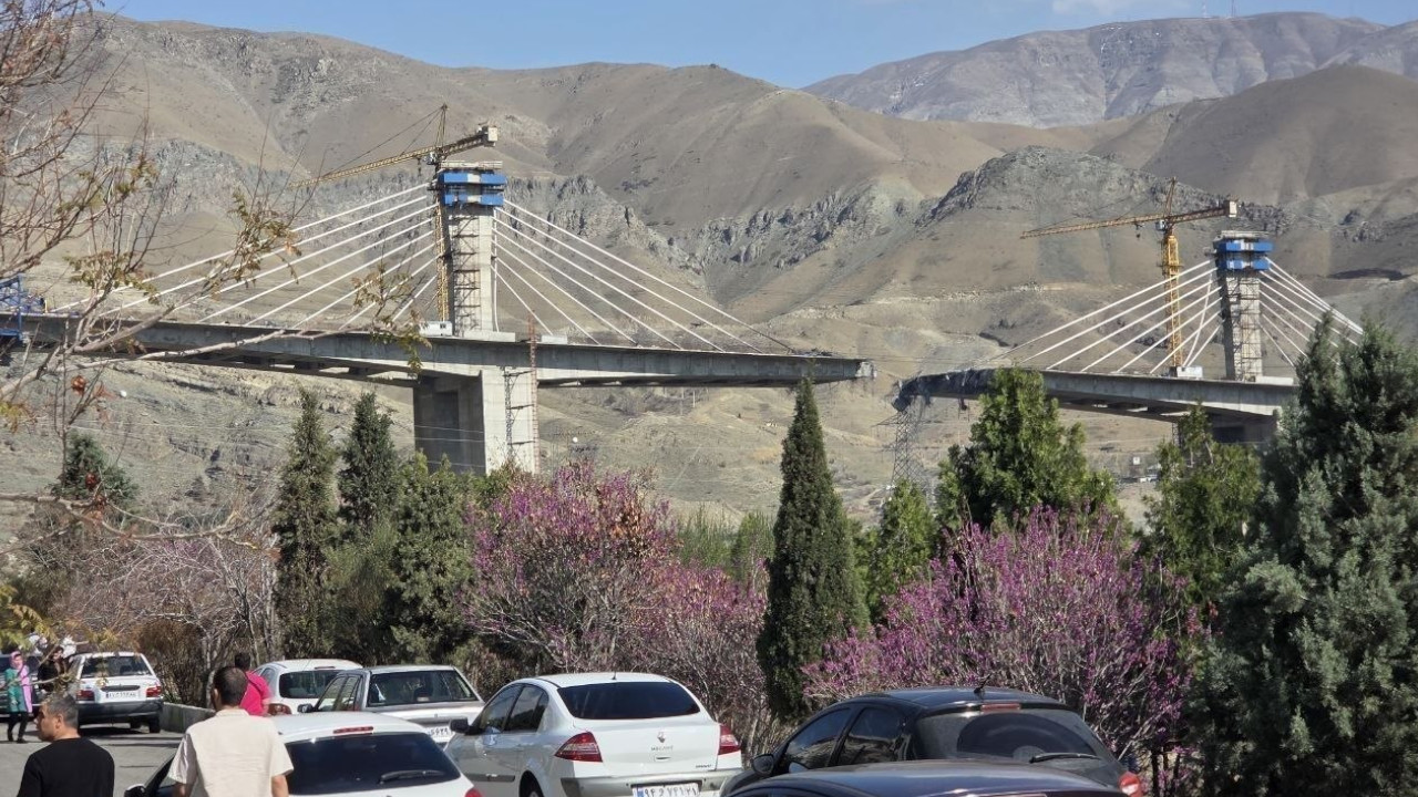 İran’da savaşın seyri değişiyor: Altyapı hedefte