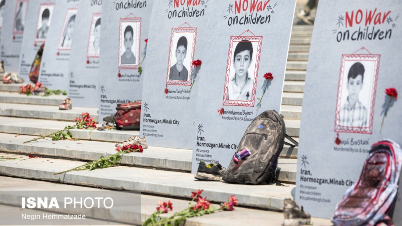 Trump İran'da sivil altyapıyı hedef alabileceklerini açıkladı