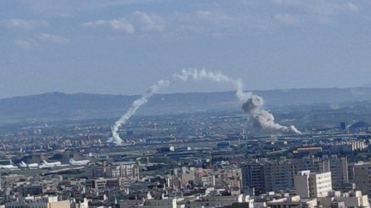 İran ordusu düşürülen ABD savaş uçağının pilotunu arıyor